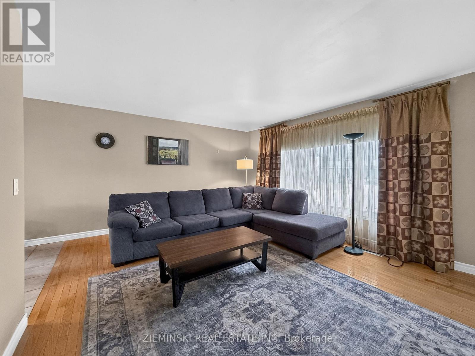 374 NOSOV DRIVE - 11