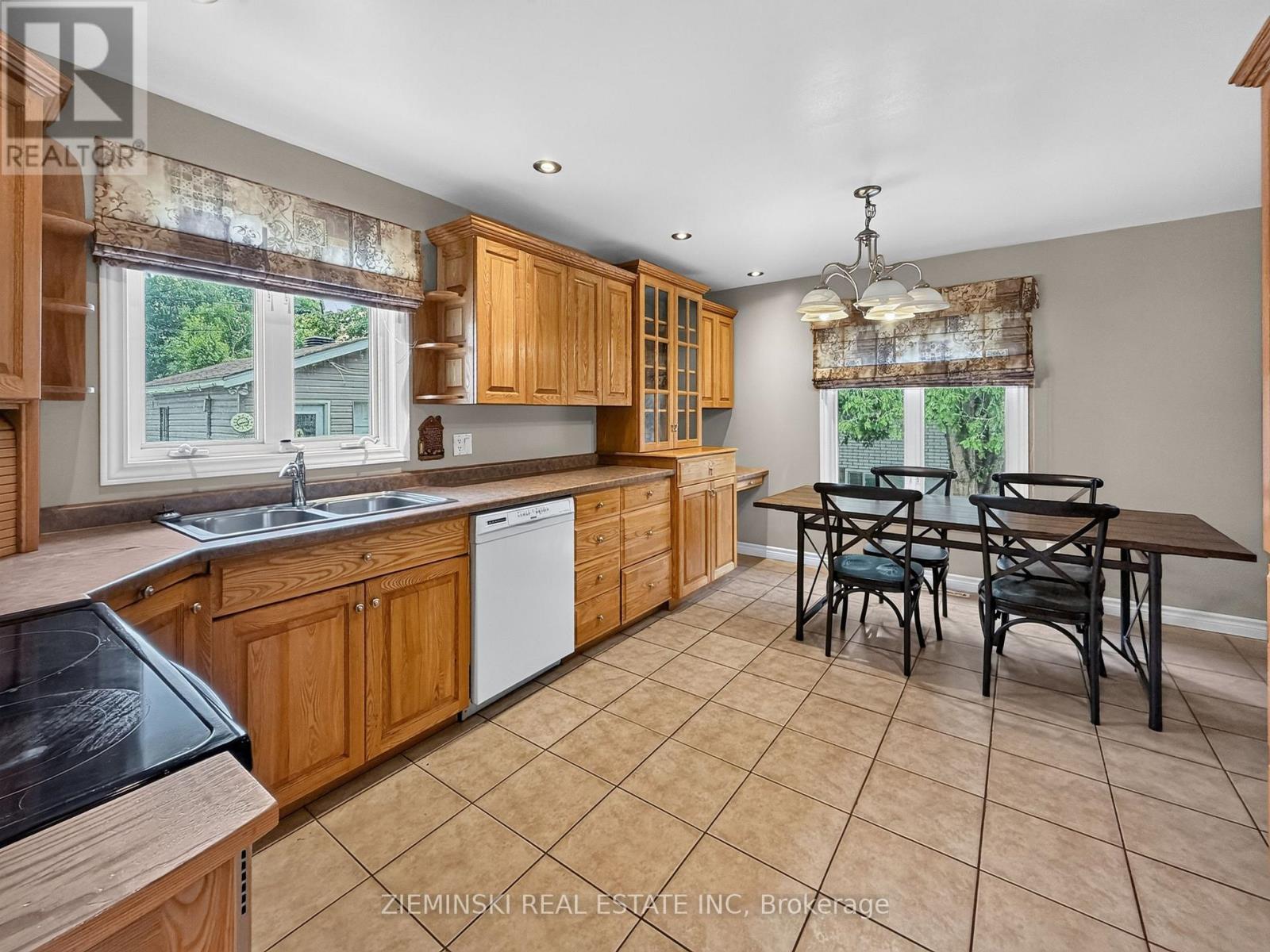 374 NOSOV DRIVE - 5