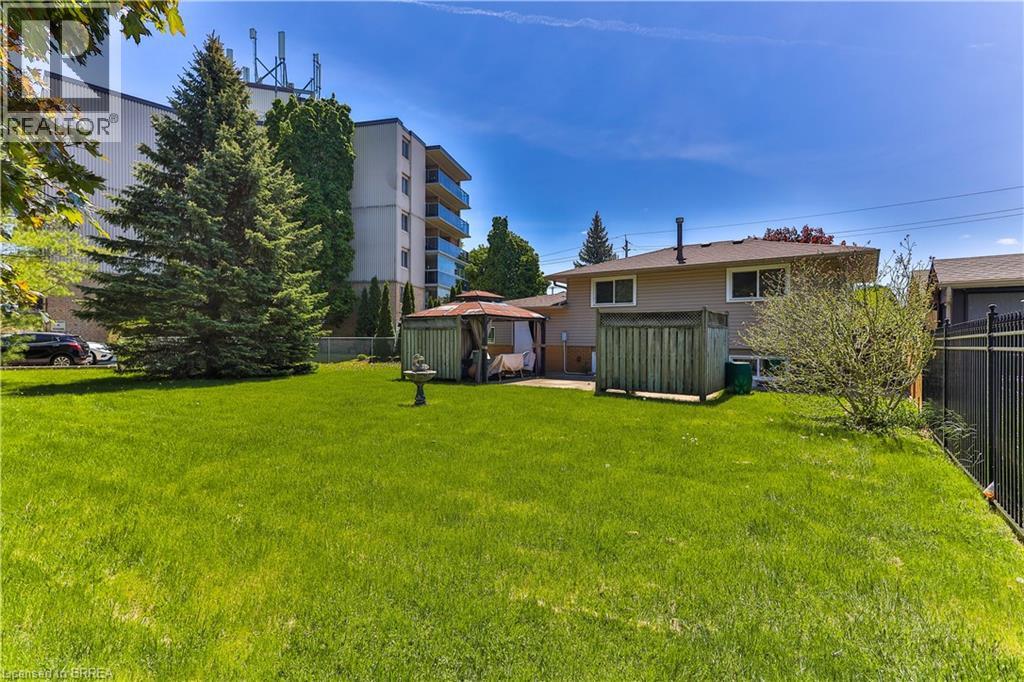 170 PARIS Road - 31