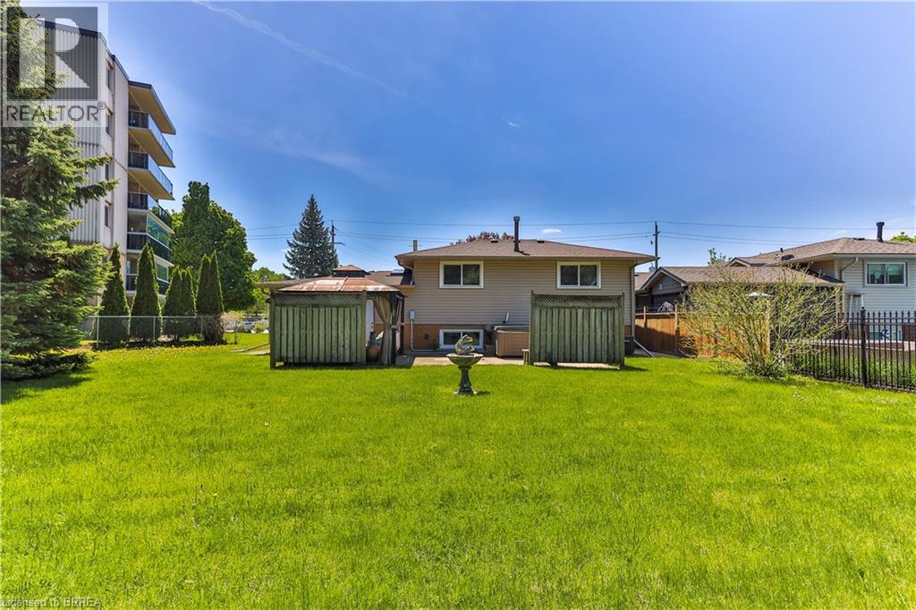 170 PARIS Road - 29