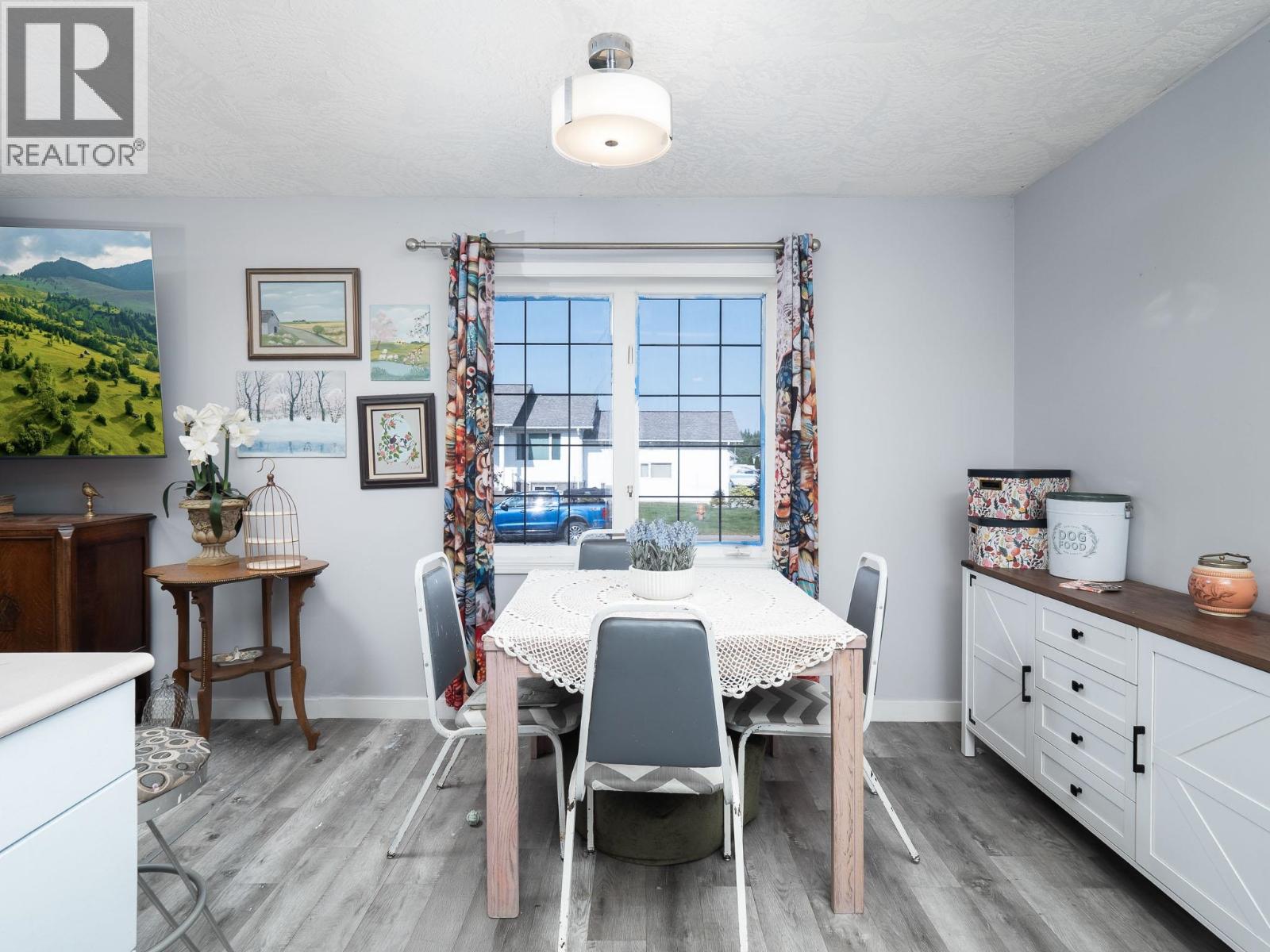 Photo 12 of 30 — 6389 DRIFTWOOD ROAD · Prince George, BC
