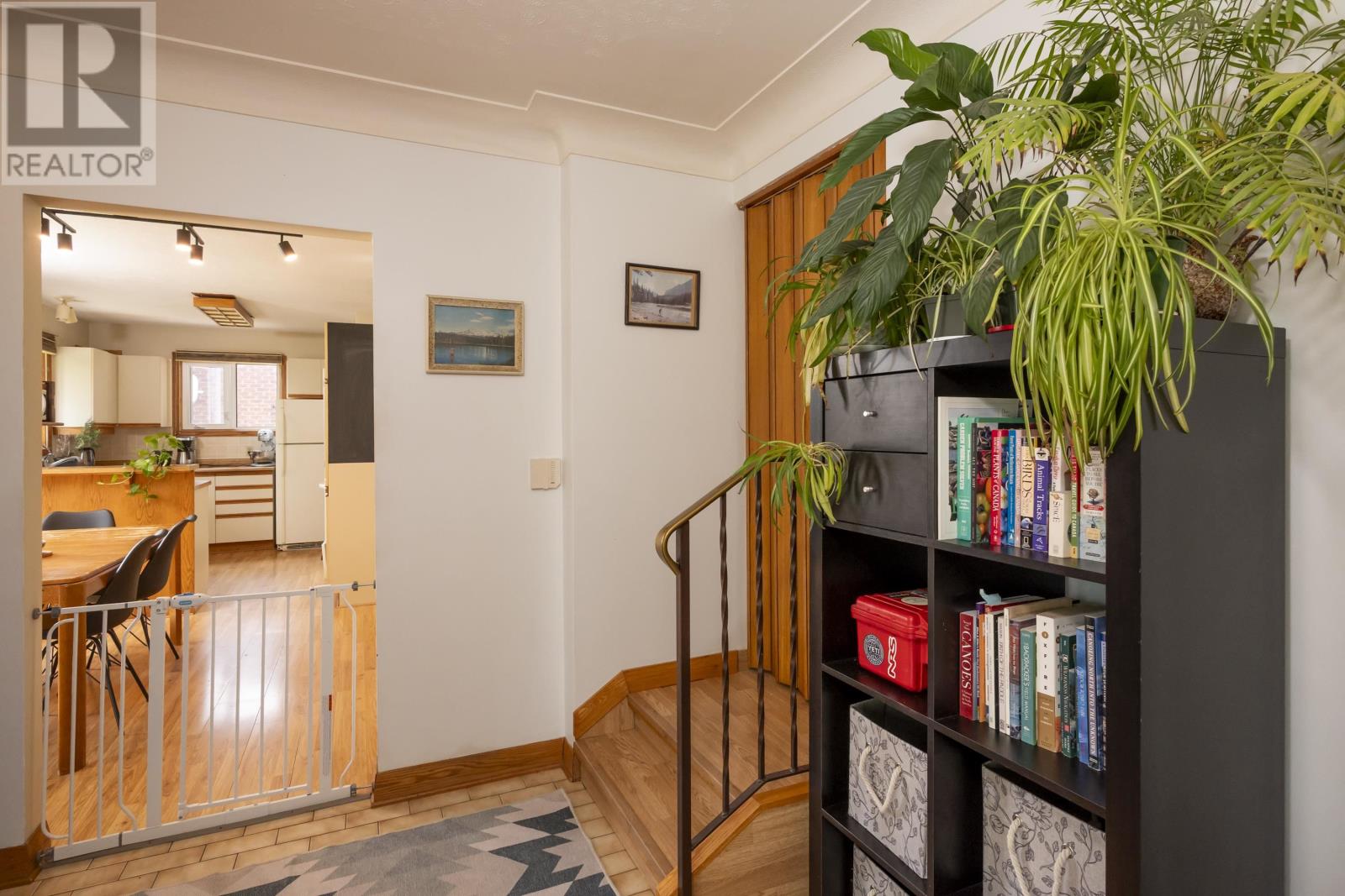 238 NELSON ST - 16