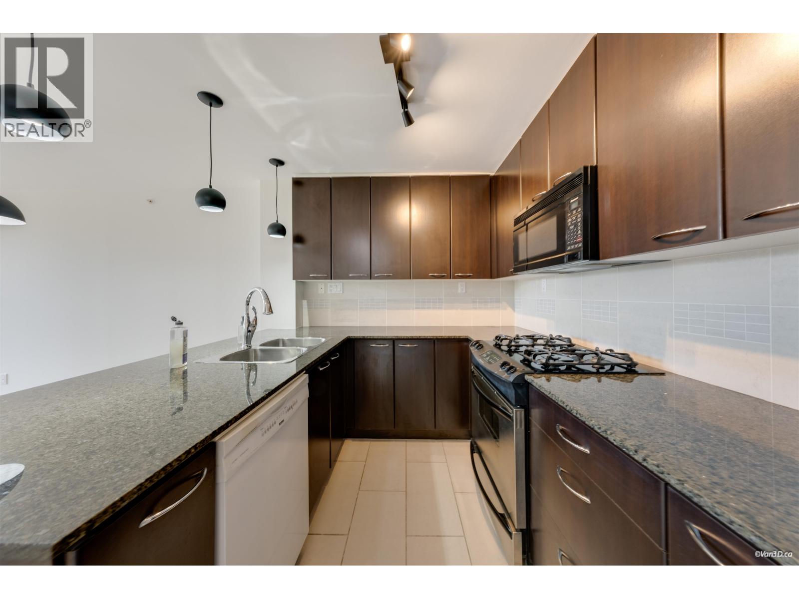 2 Bed, 2 Bath Apartment for Sale in Burnaby – 408 7138 COLLIER STREET, Burnaby – MLS# R3131322 - Image 28