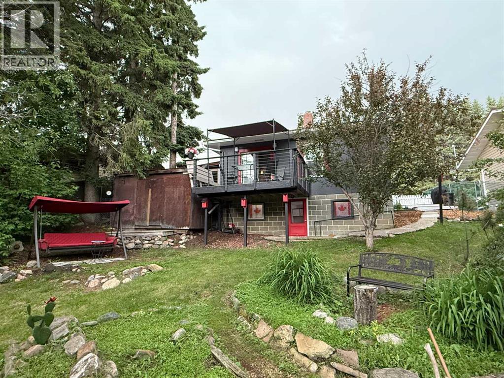 4703 47 Avenue - 45