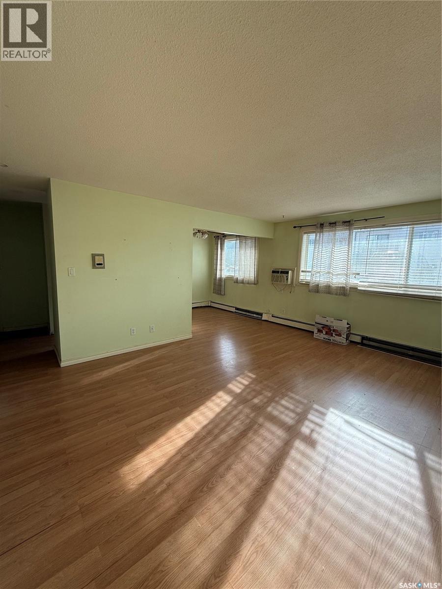 #22 26 Shaw STREET - 2