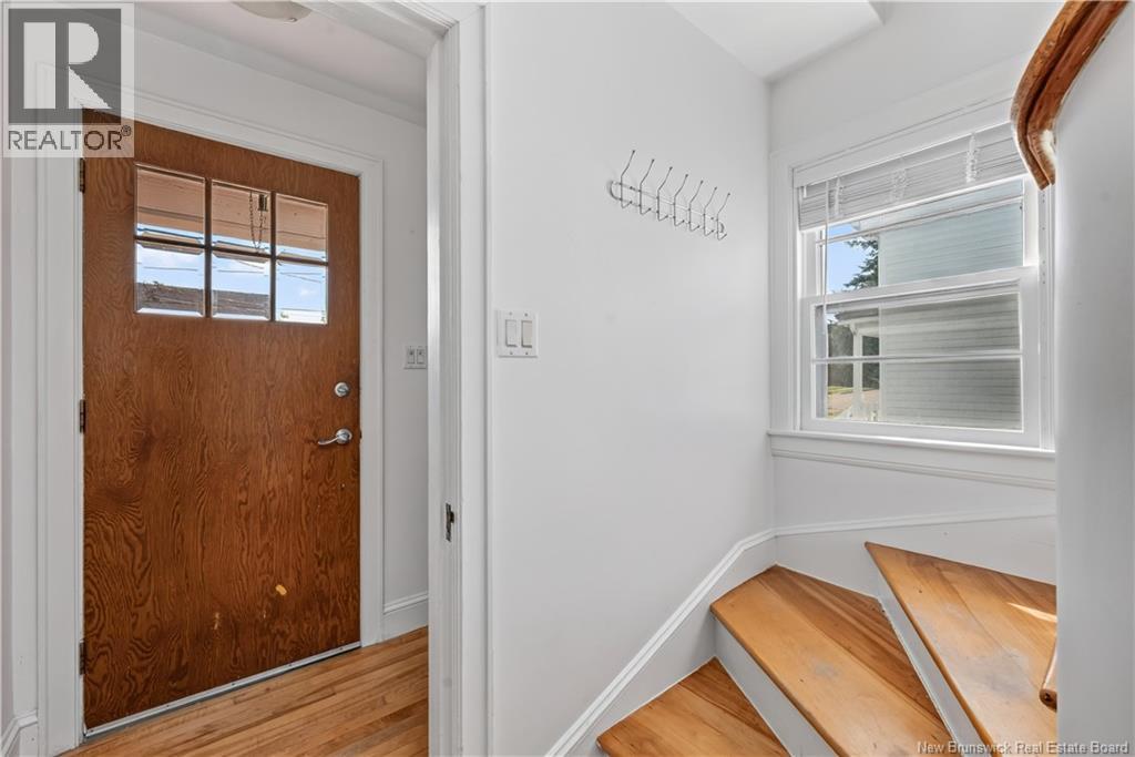 98 Maple Street - 16
