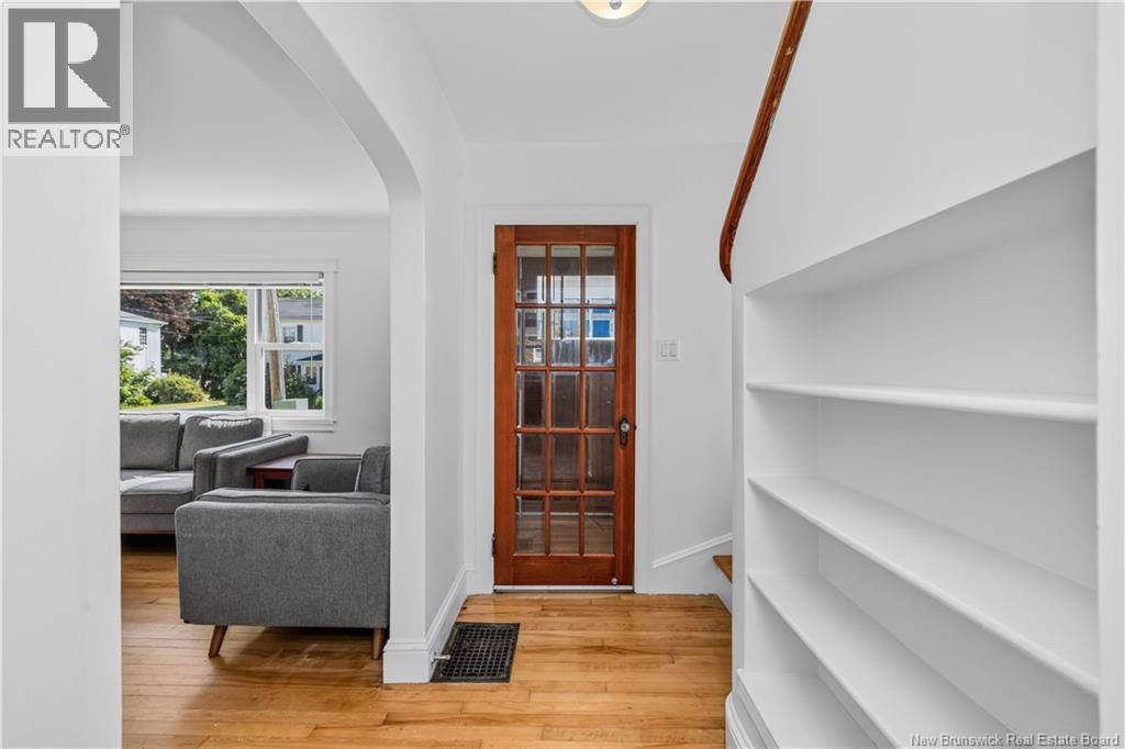 98 Maple Street - 18