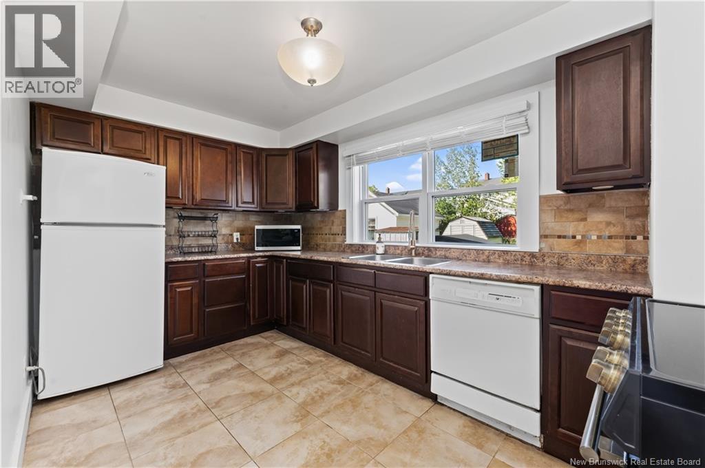 98 Maple Street - 23
