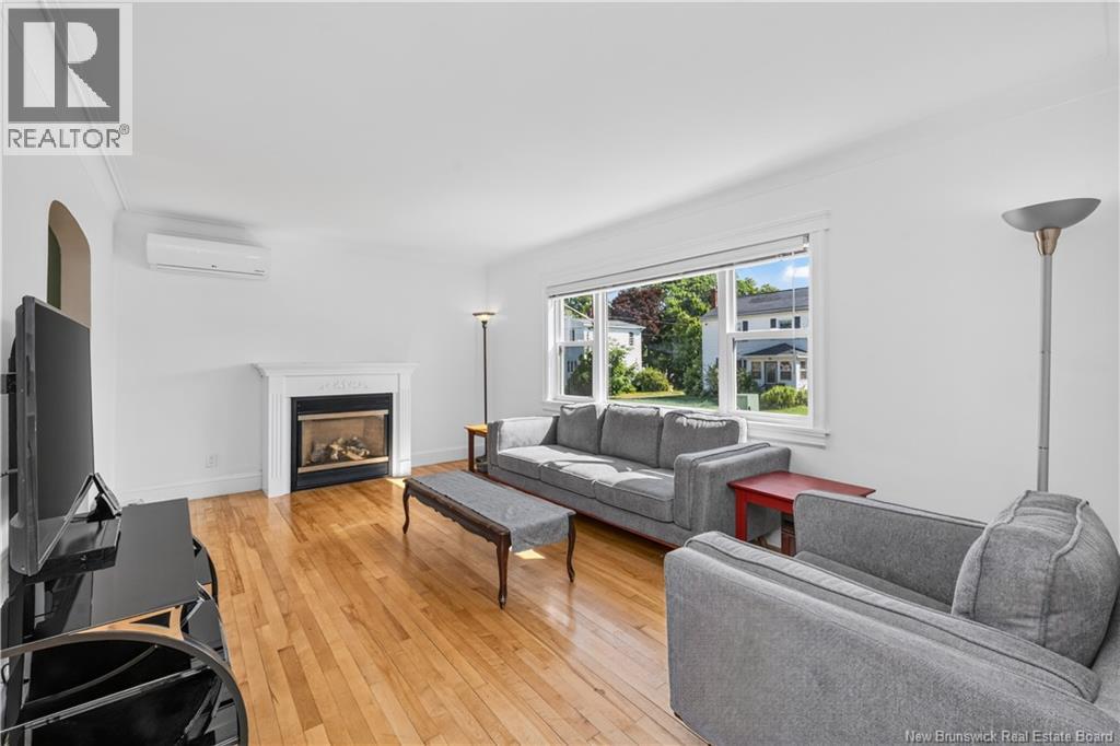 98 Maple Street - 34