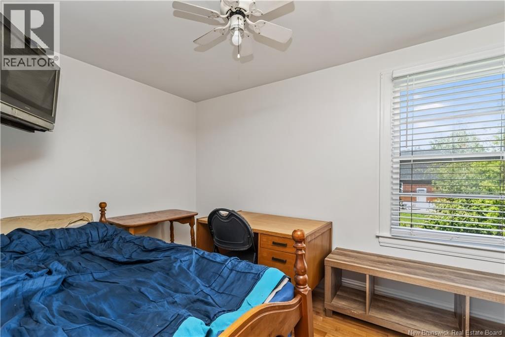 98 Maple Street - 47