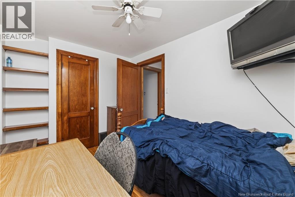 98 Maple Street - 48