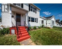 98 Maple Street, photo 15