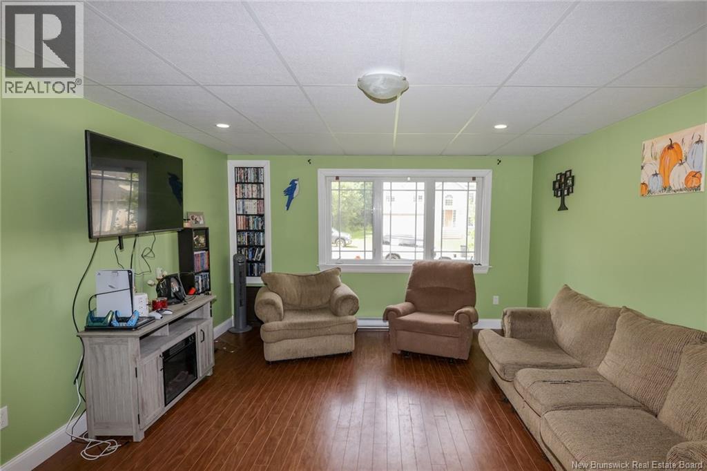 75 Whisperwood Drive - 24