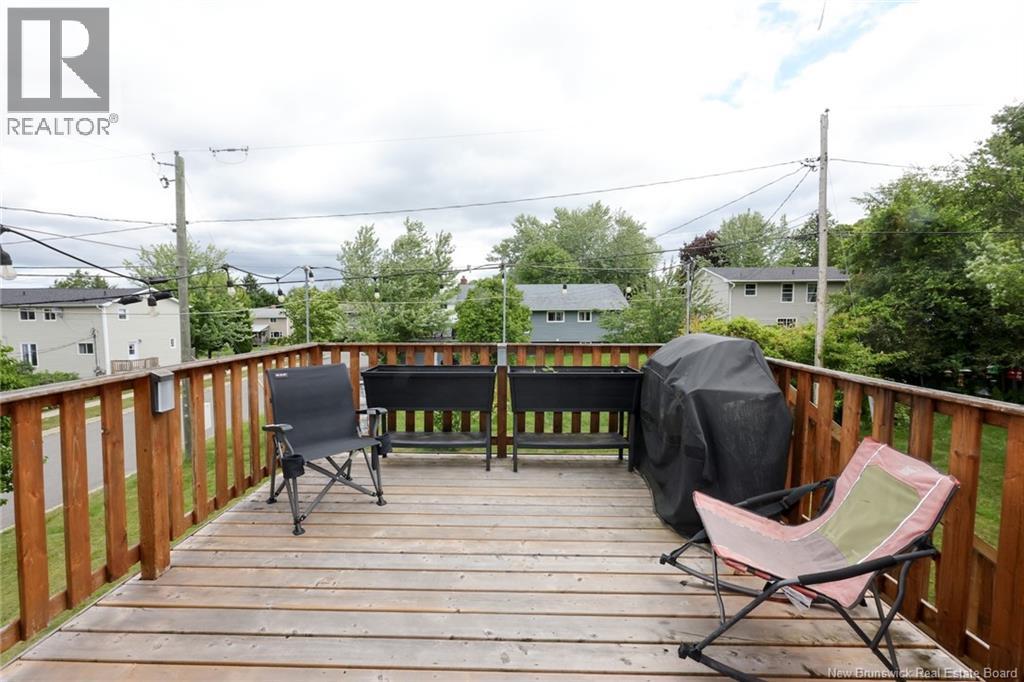 75 Whisperwood Drive - 28