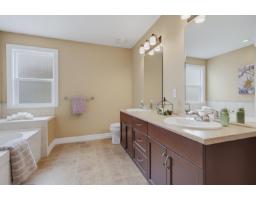 35480 Mckinley Drive, Abbotsford, BC V3G0A1 Photo 19