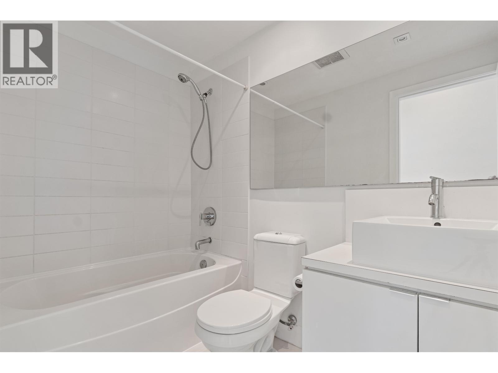 2 Bed, 2 Bath Apartment for Sale in Burnaby – 302 4808 HAZEL STREET, Burnaby – MLS# R3147812 - Image 36
