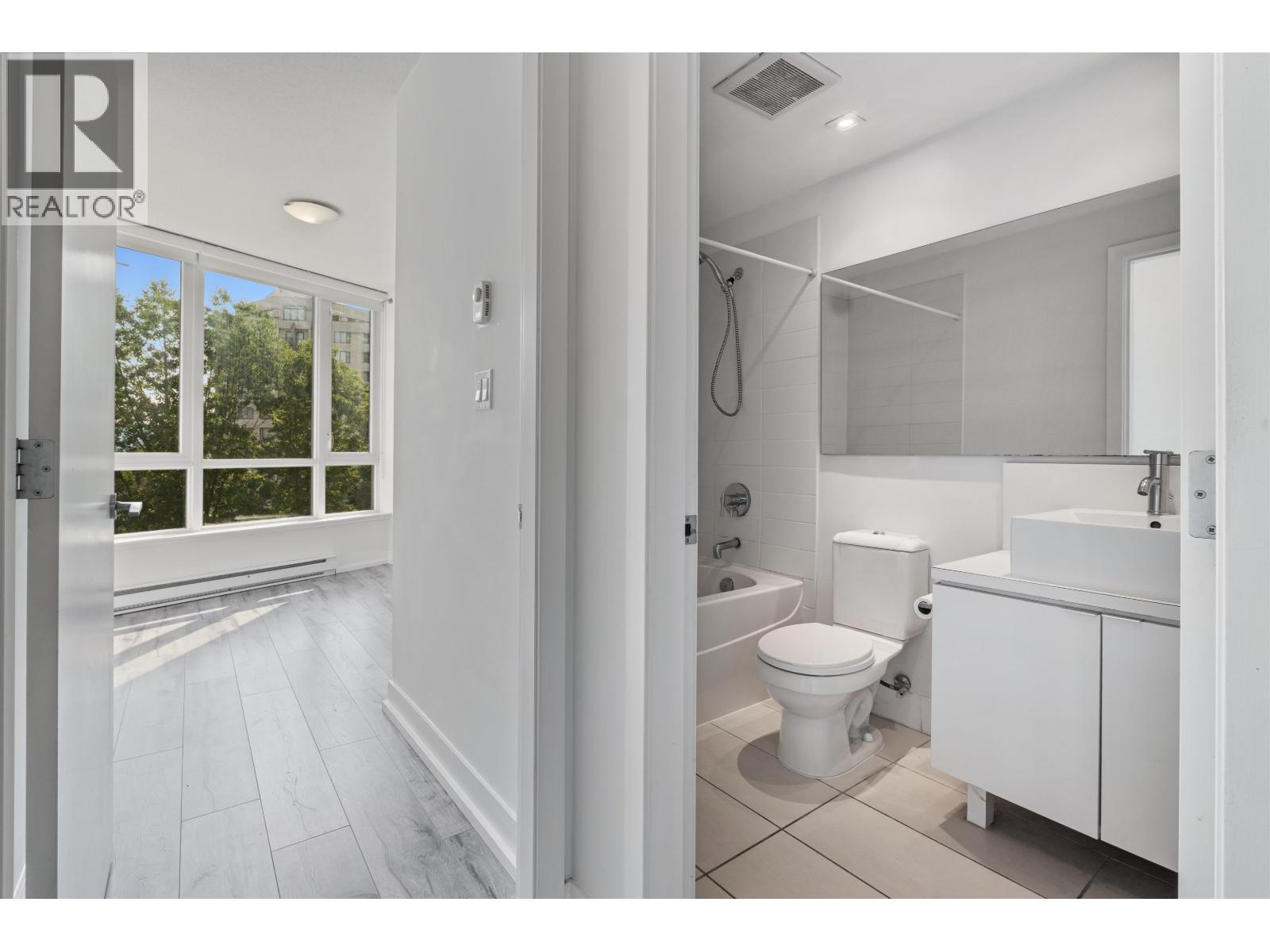 2 Bed, 2 Bath Apartment for Sale in Burnaby – 302 4808 HAZEL STREET, Burnaby – MLS# R3147812 - Image 34