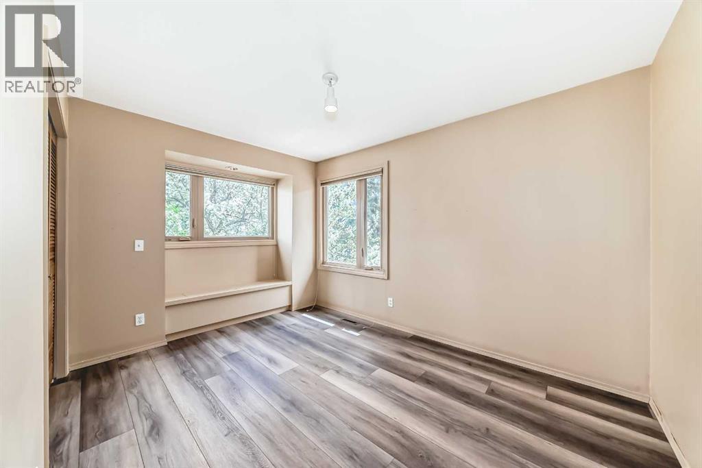 2518 21 Street SW - 34