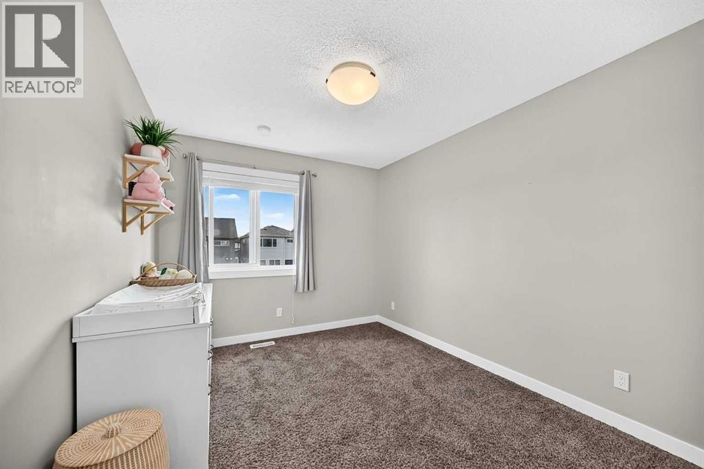 905 Livingston Way NE - 19