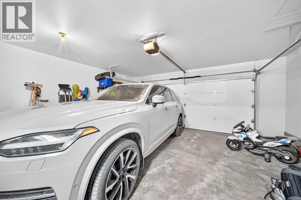 905 Livingston Way NE - 40