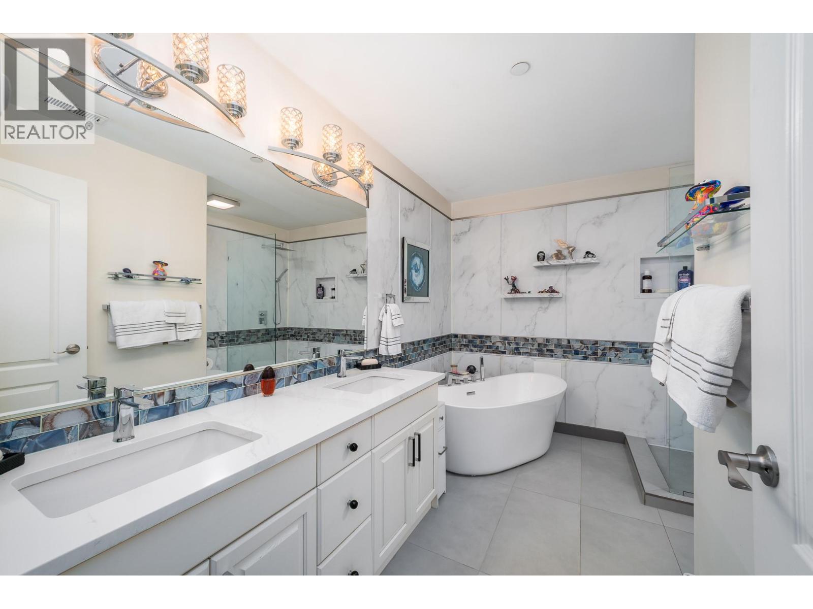 #206 634 Lequime Road - 20