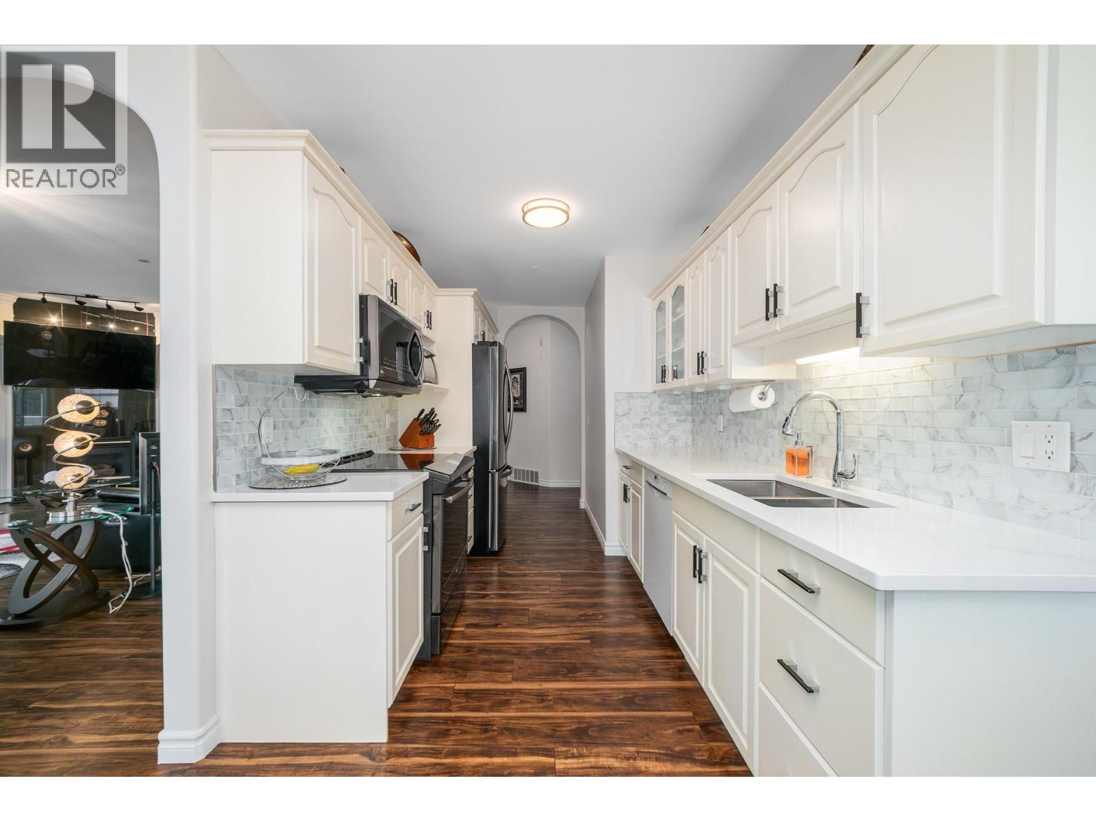 #206 634 Lequime Road - 12