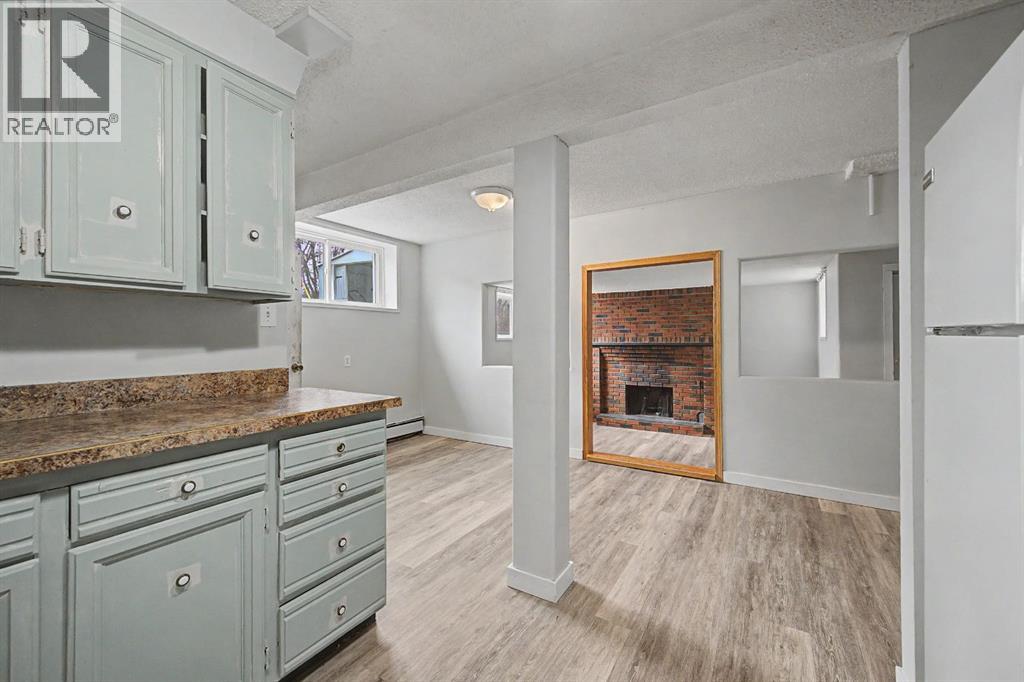 4004 79 Street NW - 34