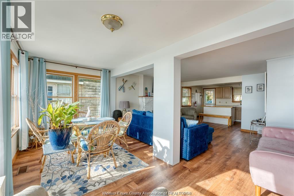 1049 HERITAGE ROAD - 13