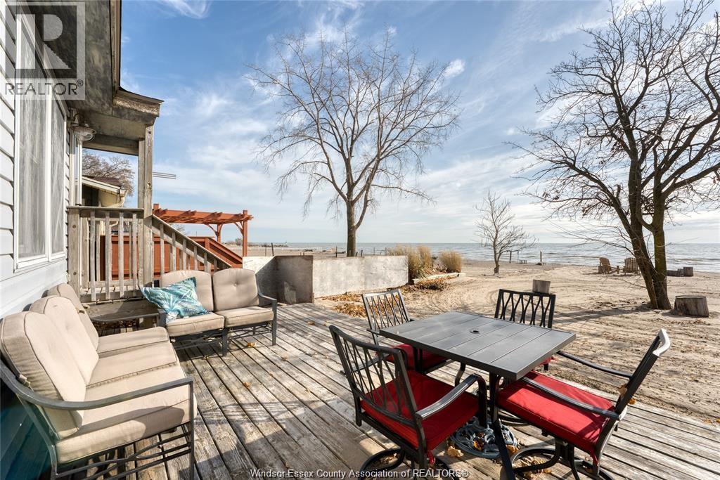 1049 HERITAGE ROAD - 25