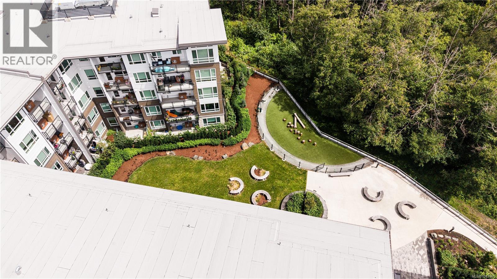 #327 920 Reunion Ave - 36