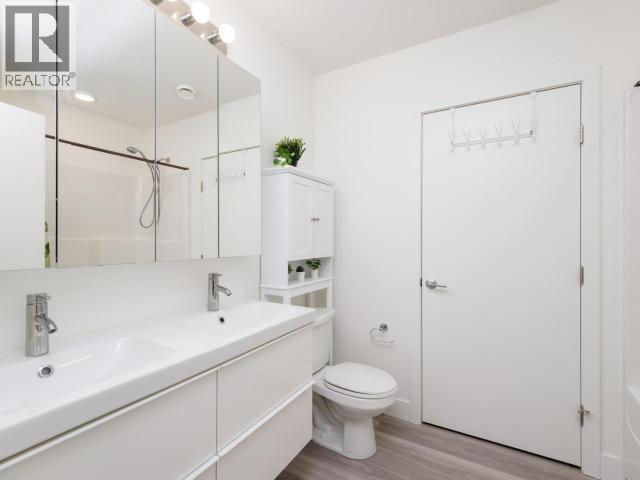 202-20 WANN ROAD - 11