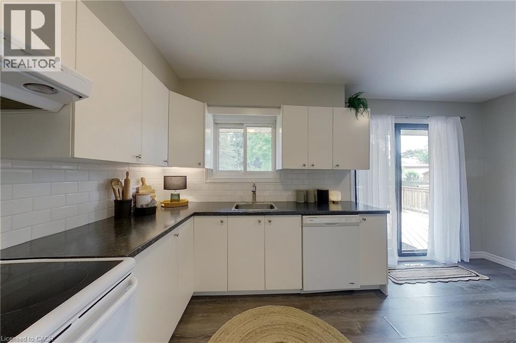 212 DOON Road - 15