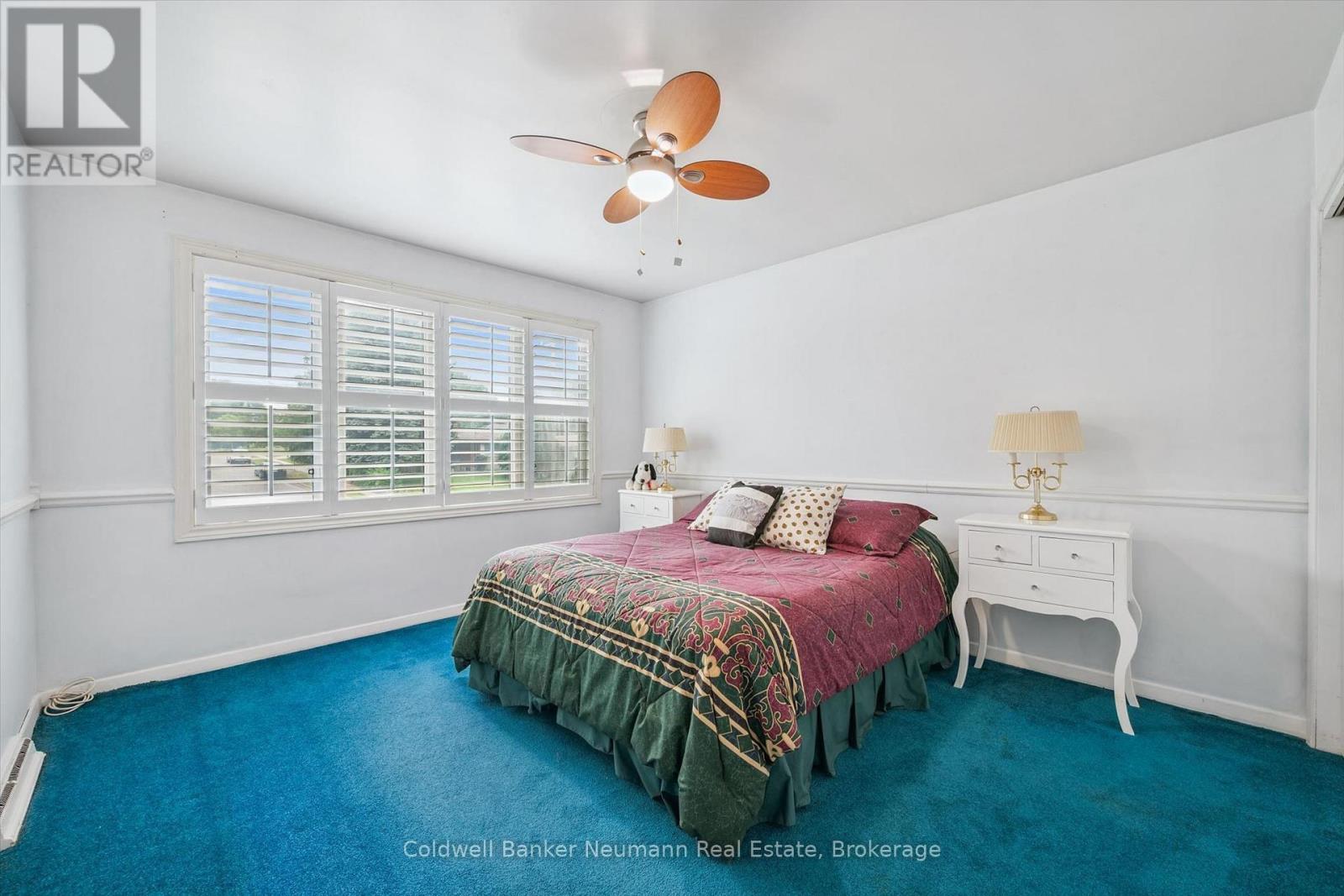 195 VICTORIA ROAD N - 23