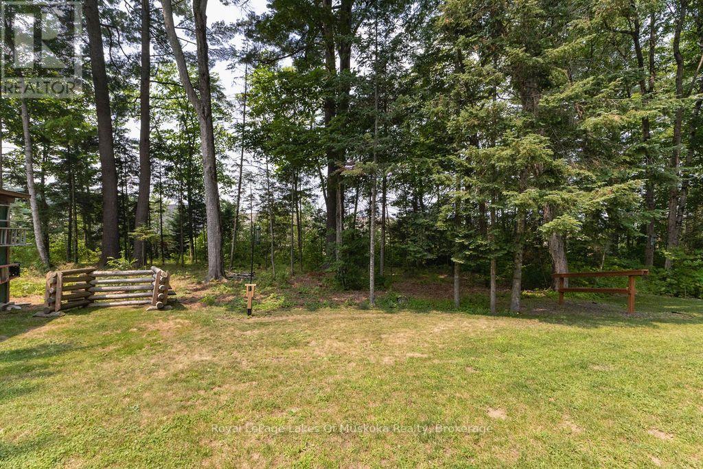950 MUSKOKA #3 ROAD N - 34