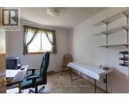 950 Muskoka #3 Road N, Huntsville, ON P1H1E2 Photo 17