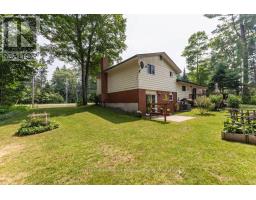 950 Muskoka #3 Road N, Huntsville, ON P1H1E2 Photo 32