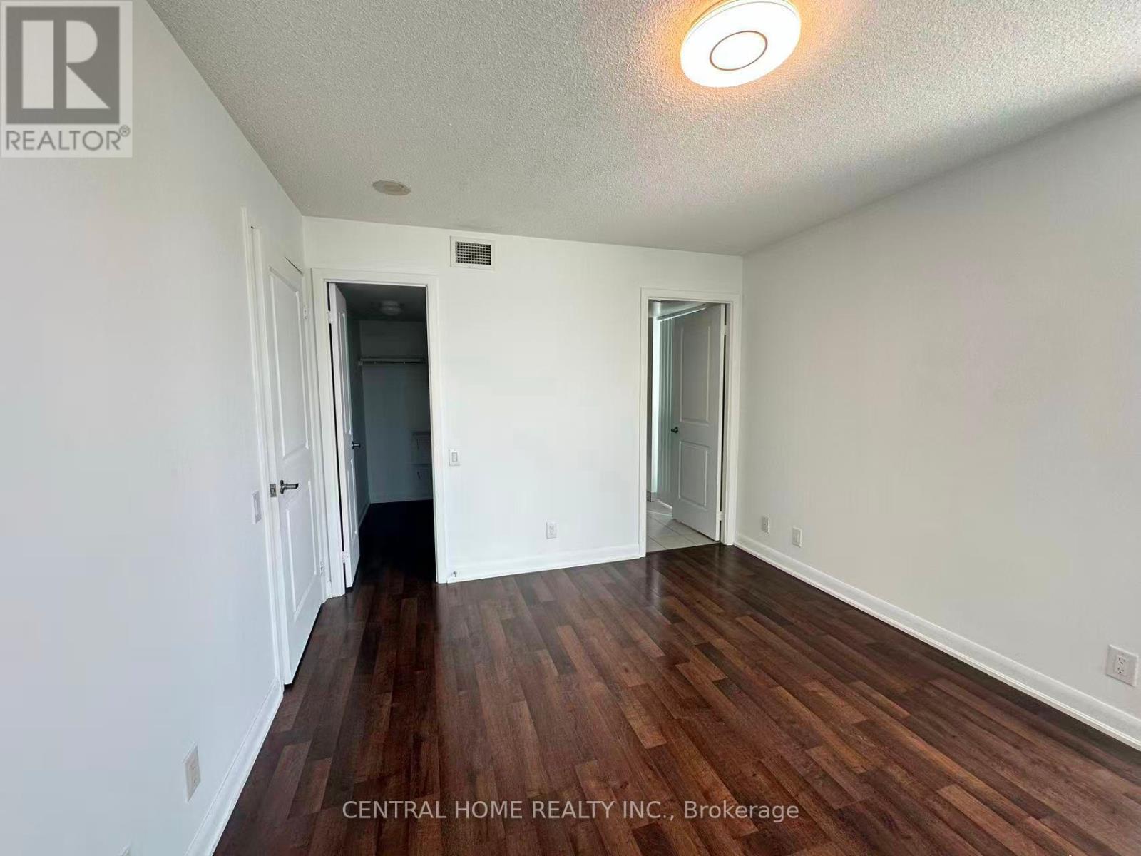 #1516 17 ANNDALE DRIVE - 25