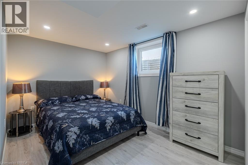 87 GRANDVILLE Circle - 36