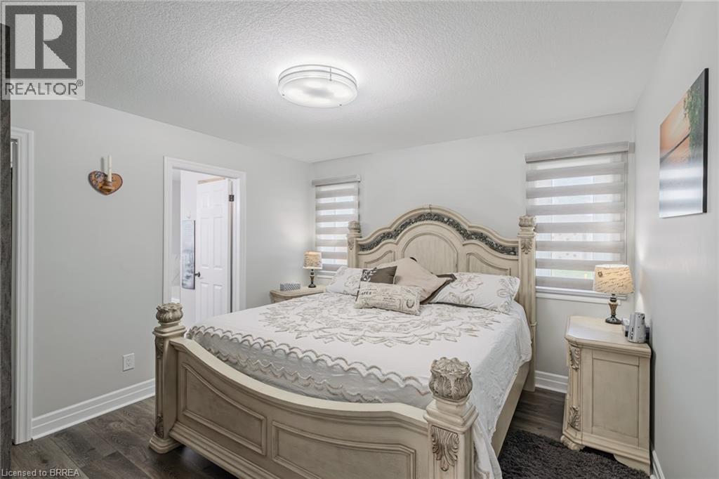 87 GRANDVILLE Circle - 18