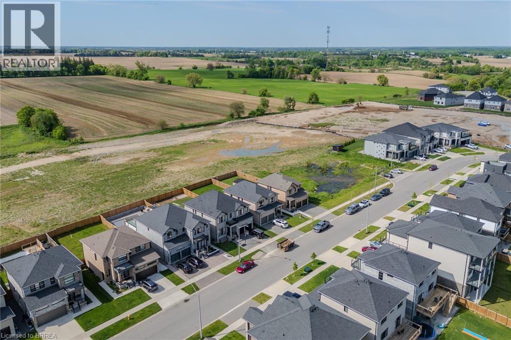 87 GRANDVILLE Circle - 47