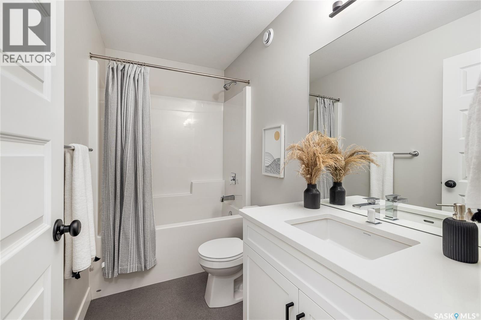 281 Lakeside BOULEVARD - 31