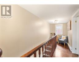 4 Pennywell Road thumbnail 18