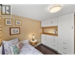 4 Pennywell Road thumbnail 21