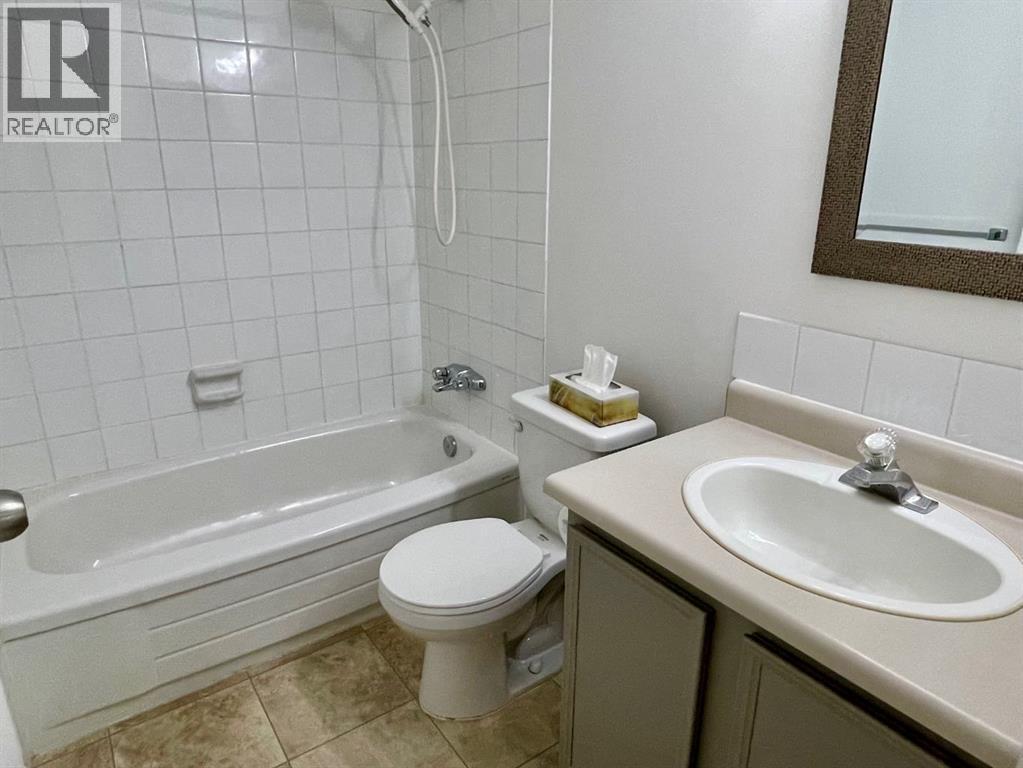 81 Cedar Springs Gardens SW - 12
