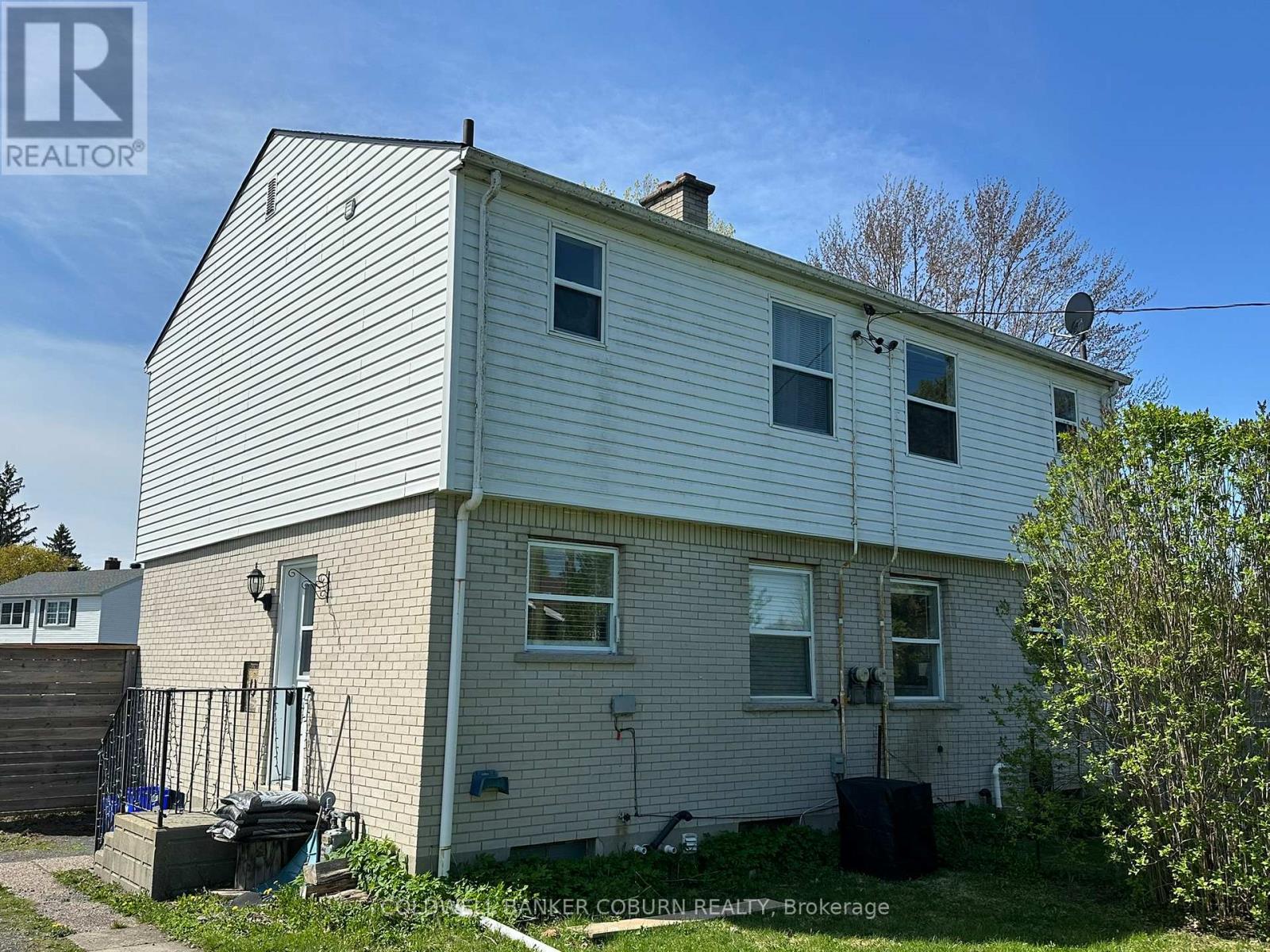 25-27 CASSELMAN ROAD - 12