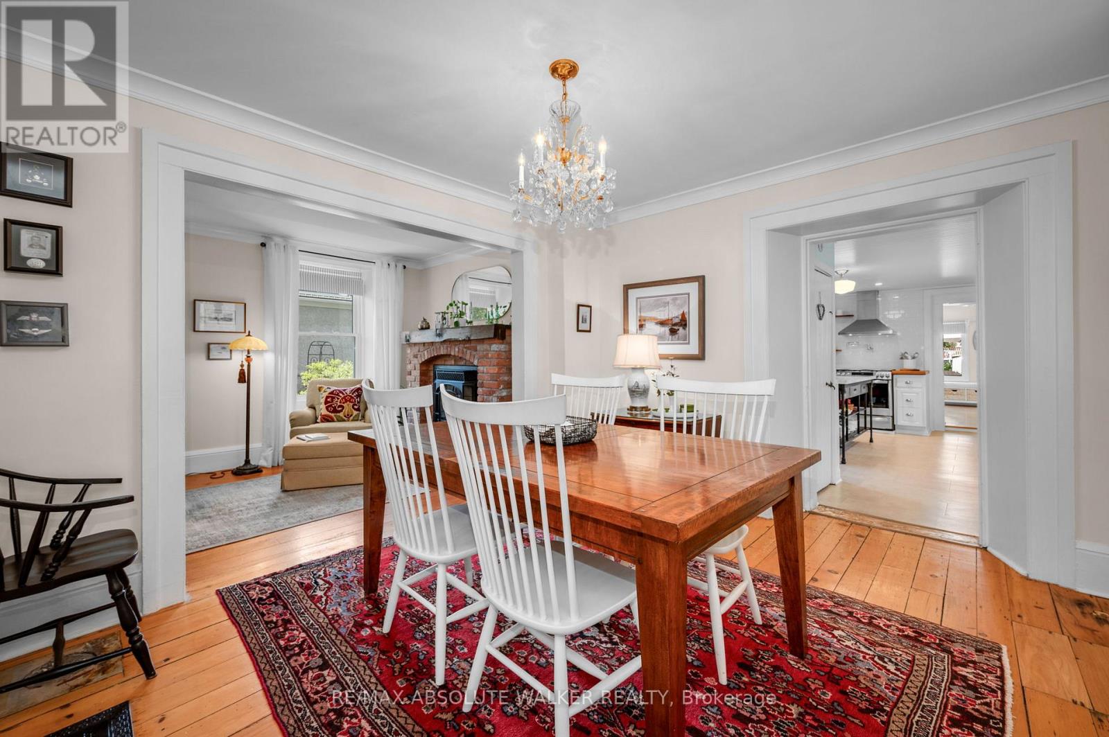 652 HENRY STREET W - 10