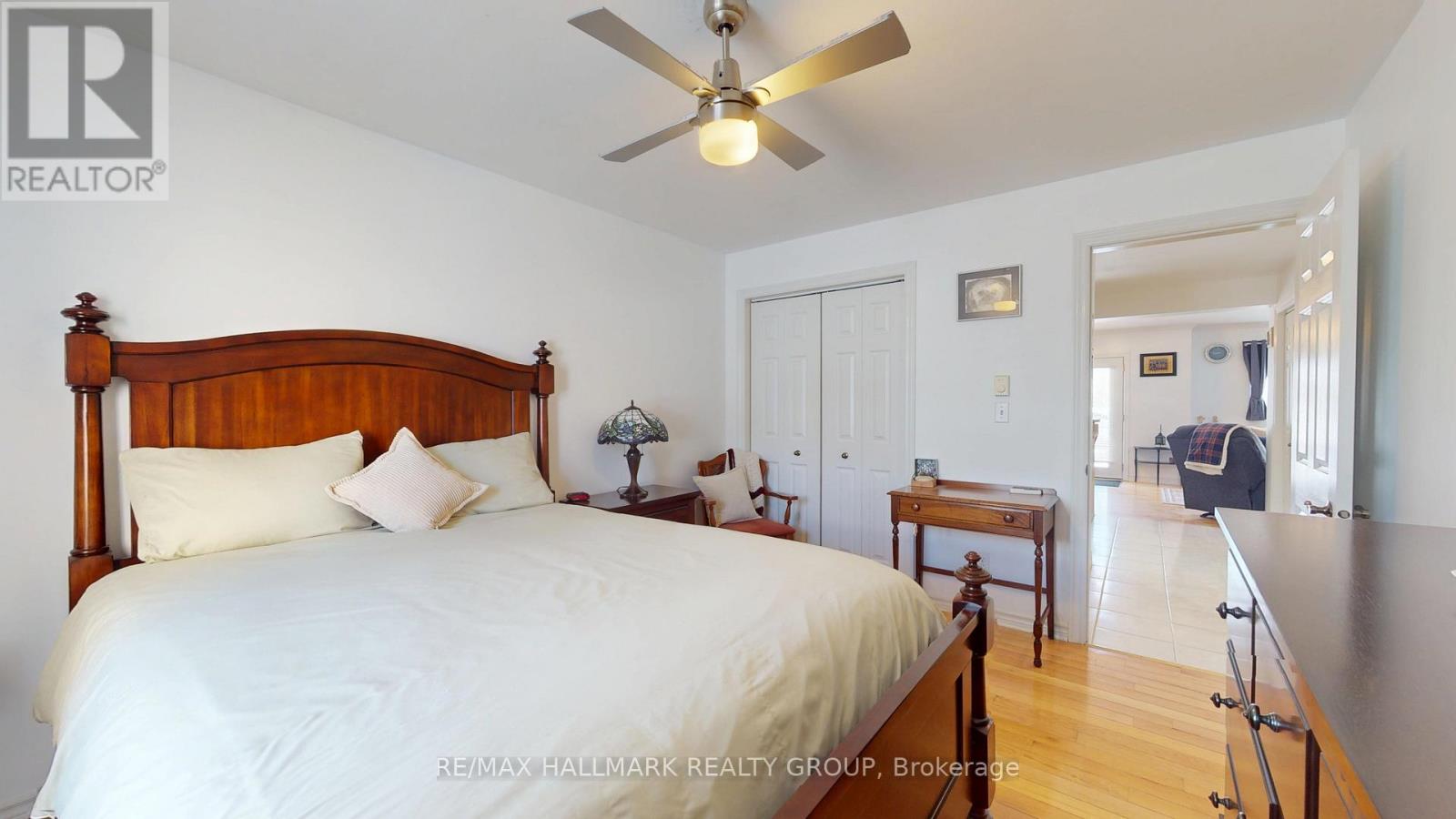 #1102 237 OAK STREET W - 19