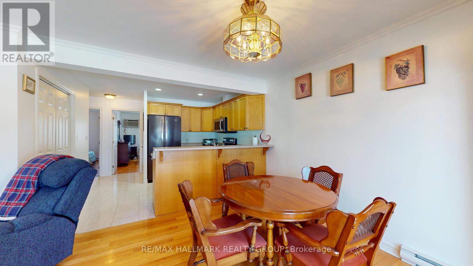 #1102 237 OAK STREET W - 5