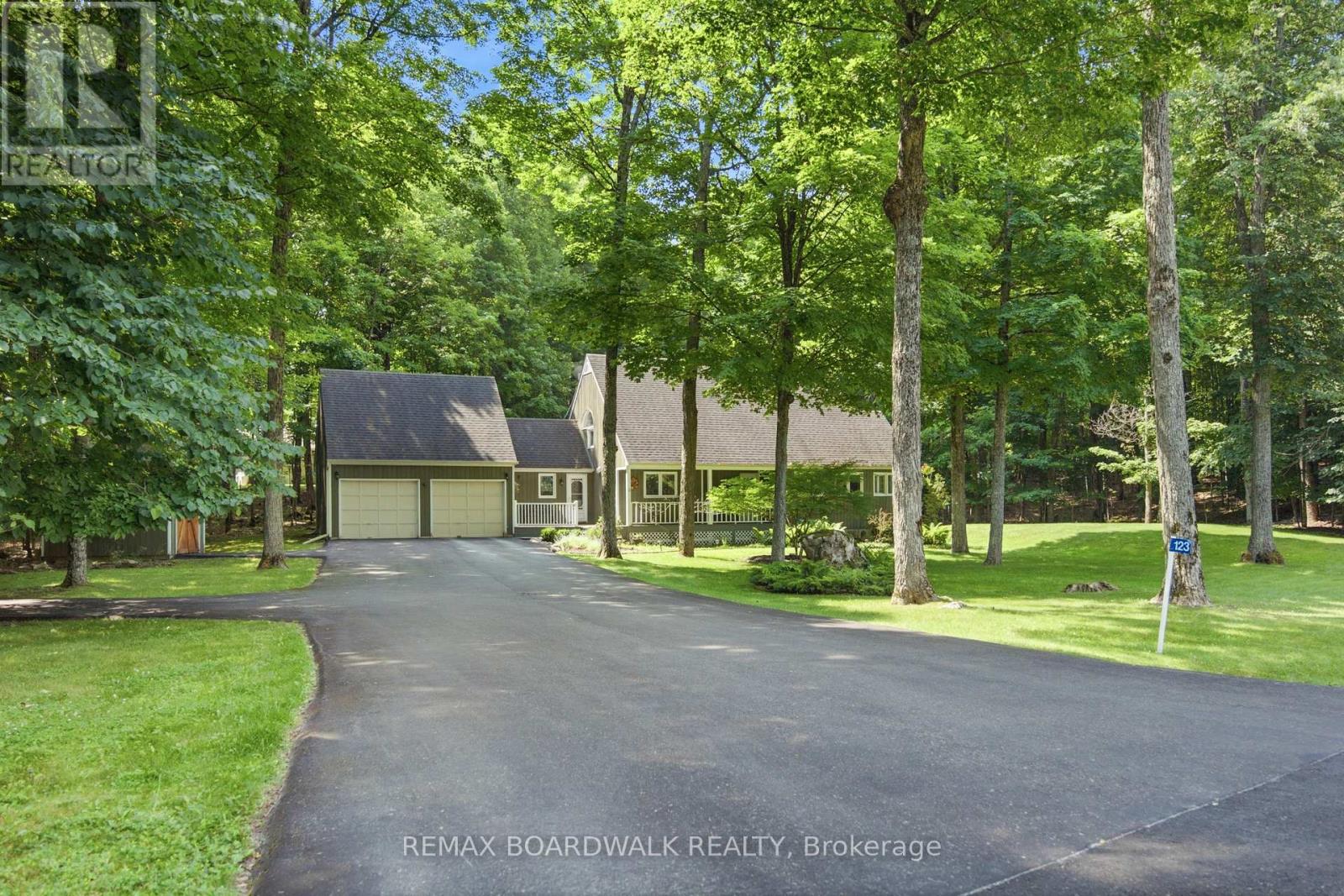 123 POOLE DRIVE - 1
