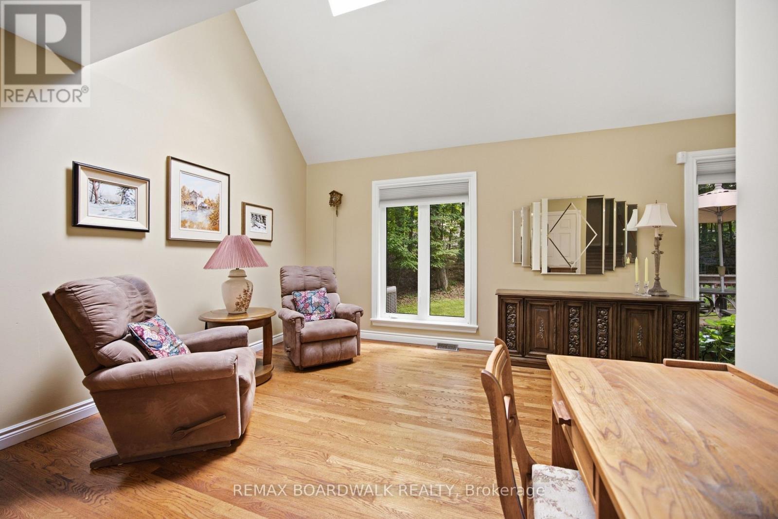 123 POOLE DRIVE - 10
